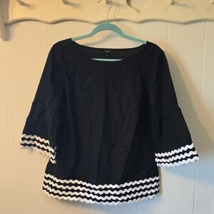 100% Cotton Talbots Blouse With Bell Sleeves Rick Rack Trim